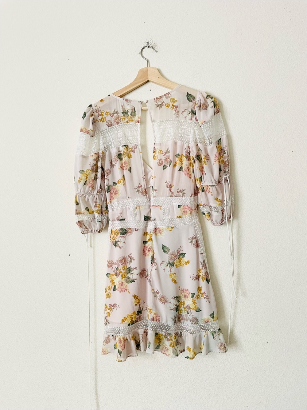 For Love & Lemons SMALL Isadora pink floral short sleeve mini dress - Picture 7 of 10